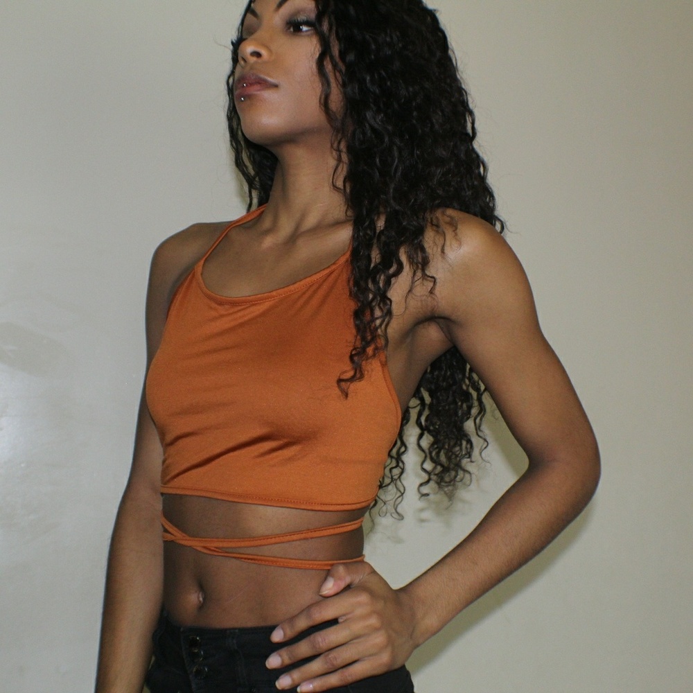 ORANGE MUSTARD CROP TOP